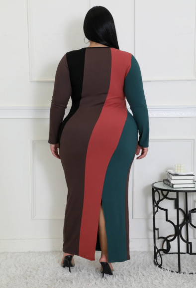 Curvy - Color Wave Maxi Dress